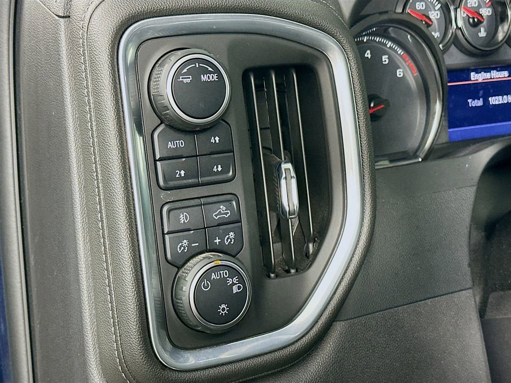 Used 2022 Chevrolet Silverado 1500 LT Trail Boss w/ Bed Protection Package AWD/4WD image 16