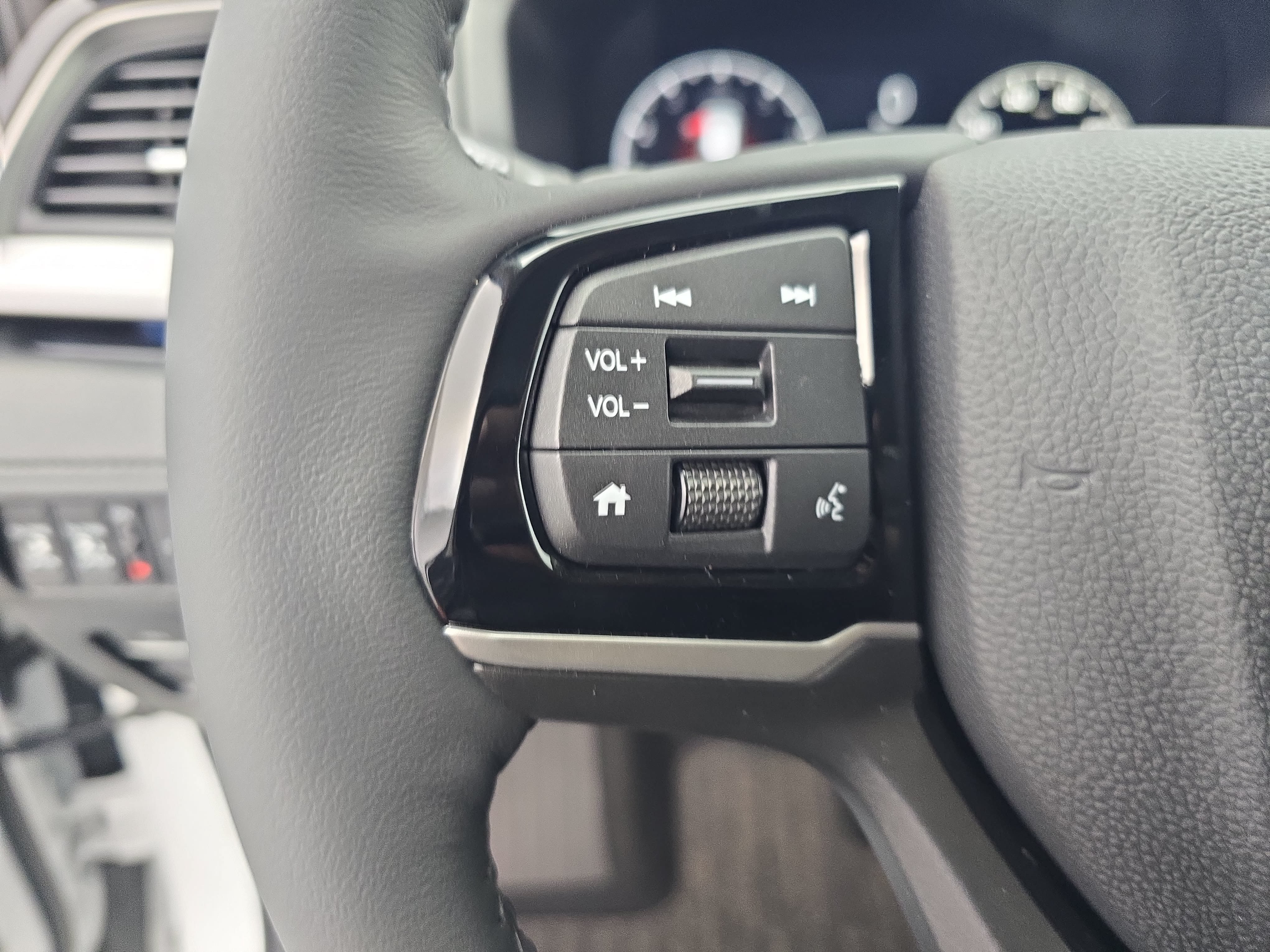 New 2027 Honda Odyssey Touring image 18