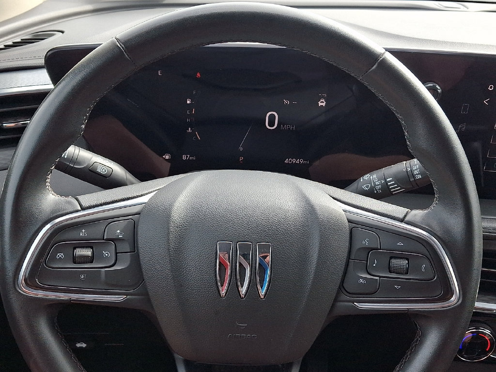 Used 2024 Buick Encore GX Sport Touring AWD/4WD image 18