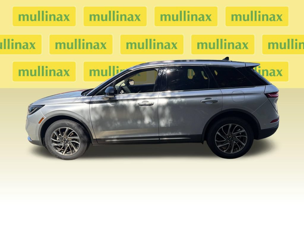 Used 2020 Lincoln Corsair FWD w/ Equipment Group 101A image 11