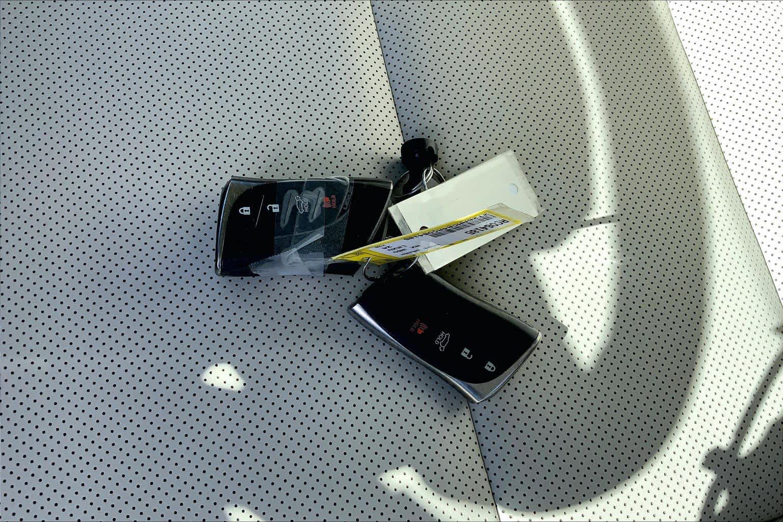 Used 2024 Lexus RX 350 Premium w/ Cold Area Package AWD/4WD image 15