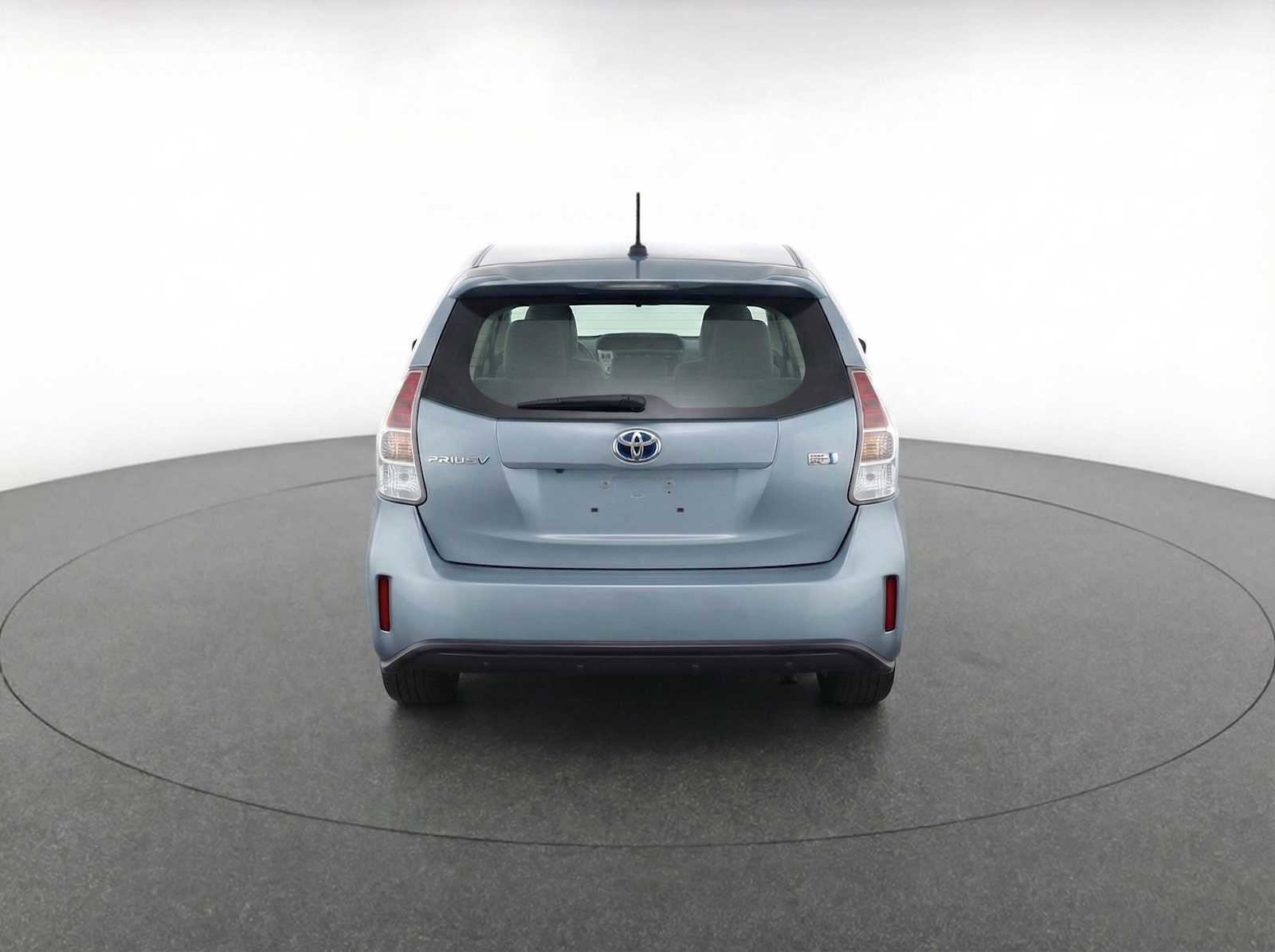 Used 2015 Toyota Prius V Three image 8