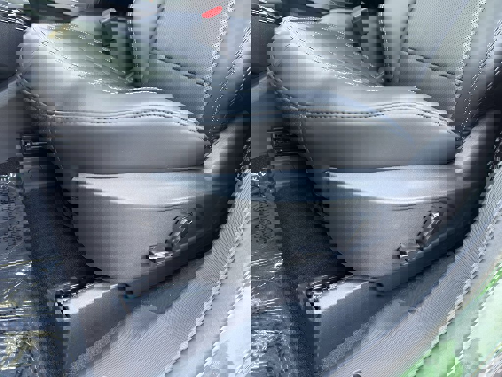 New 2025 Ford Mustang Mach-E Premium image 22