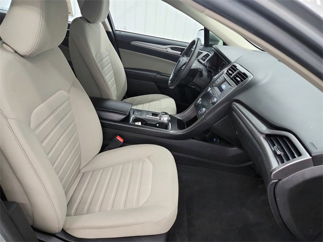 Used 2020 Ford Fusion S image 25