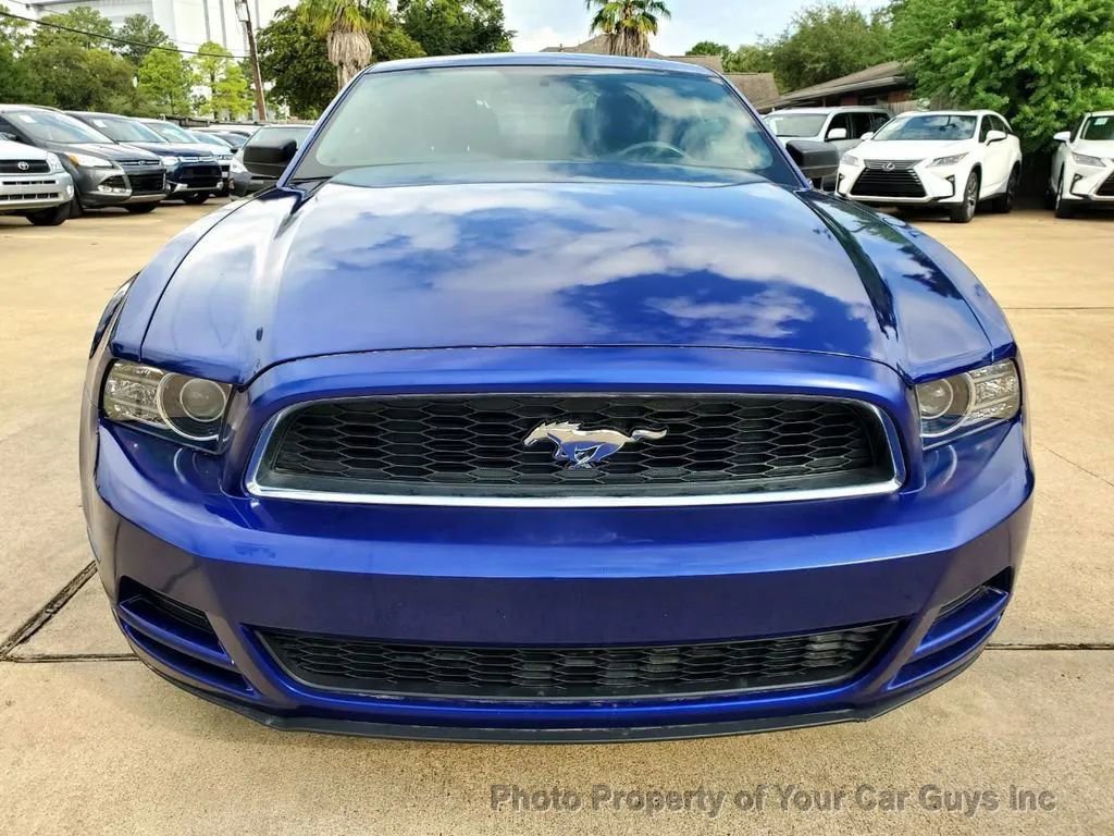 Used 2013 Ford Mustang Coupe image 11