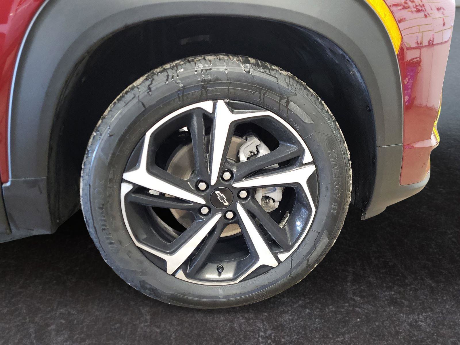 Used 2023 Chevrolet TrailBlazer RS image 27