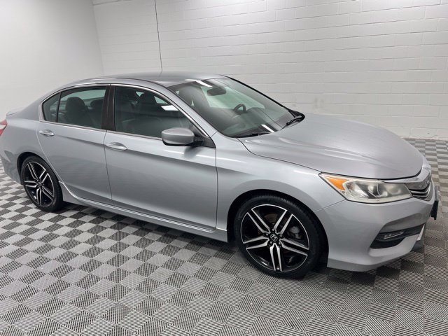 Used 2017 Honda Accord Sport Special Edition image 4