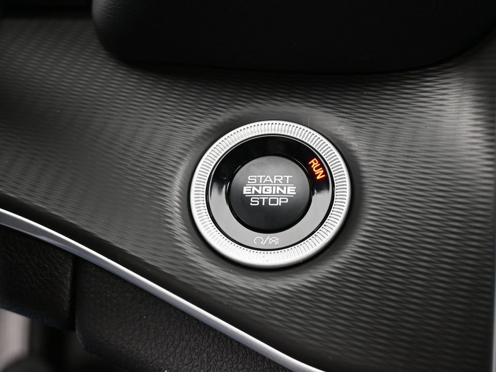 New 2025 Jeep Grand Cherokee Laredo image 24