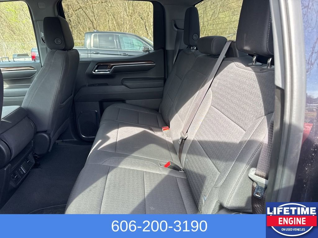 Used 2024 Chevrolet Silverado 1500 LT image 13