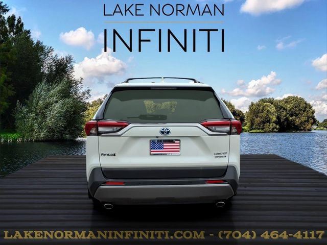 Used 2020 Toyota RAV4 Limited AWD/4WD image 23