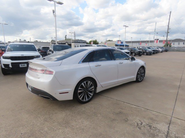 Used 2019 Lincoln MKZ Reserve FWD image 9