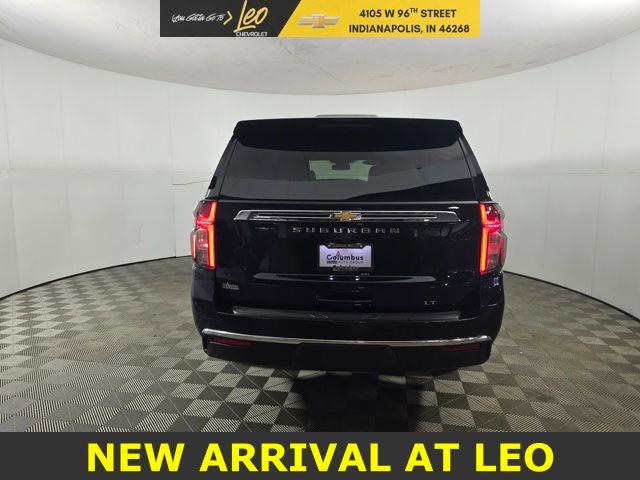 Used 2024 Chevrolet Suburban LT image 6