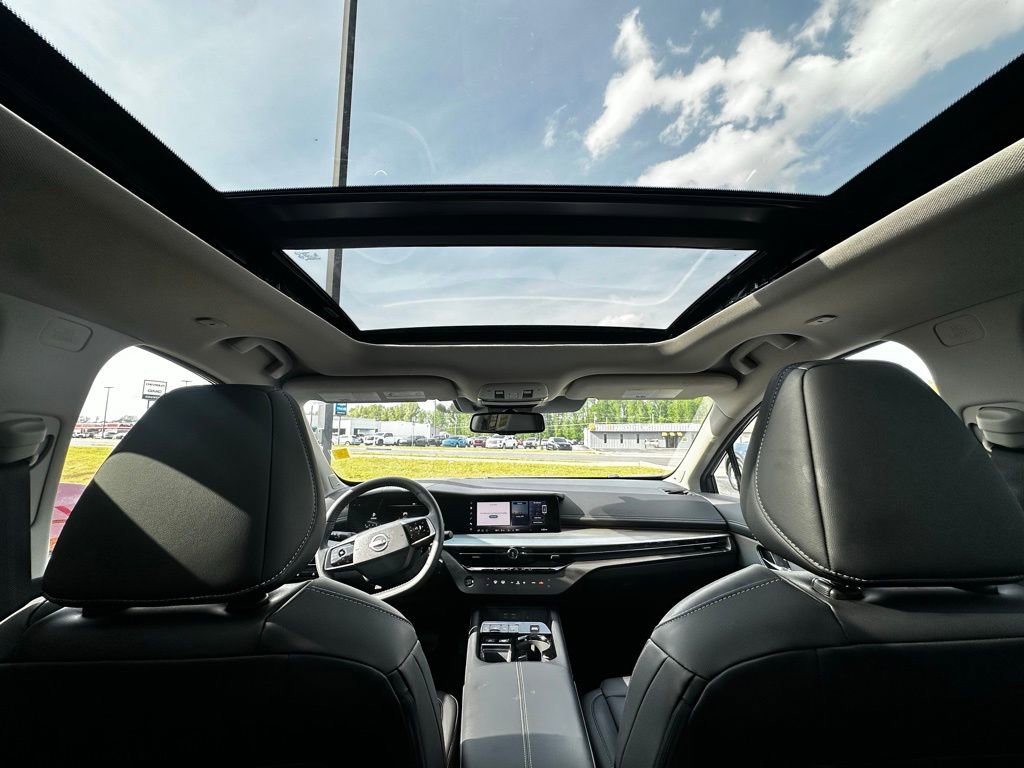Used 2025 Nissan Murano SL AWD/4WD image 10