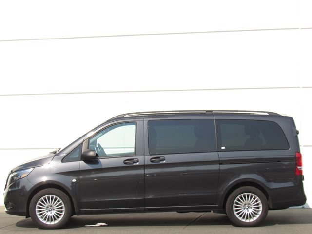 Used 2023 Mercedes-Benz Metris Passenger image 4