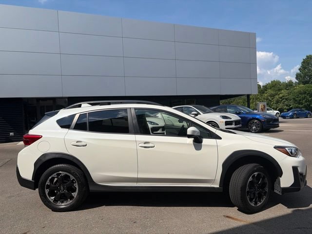 Used 2021 Subaru Crosstrek 2.0i Premium w/ Moonroof Package AWD/4WD image 2