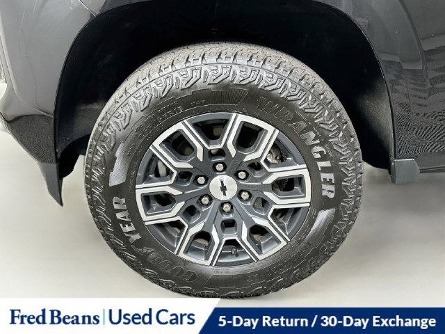 Used 2023 Chevrolet Colorado Z71 w/ Z71 Convenience Package 2 AWD/4WD image 37
