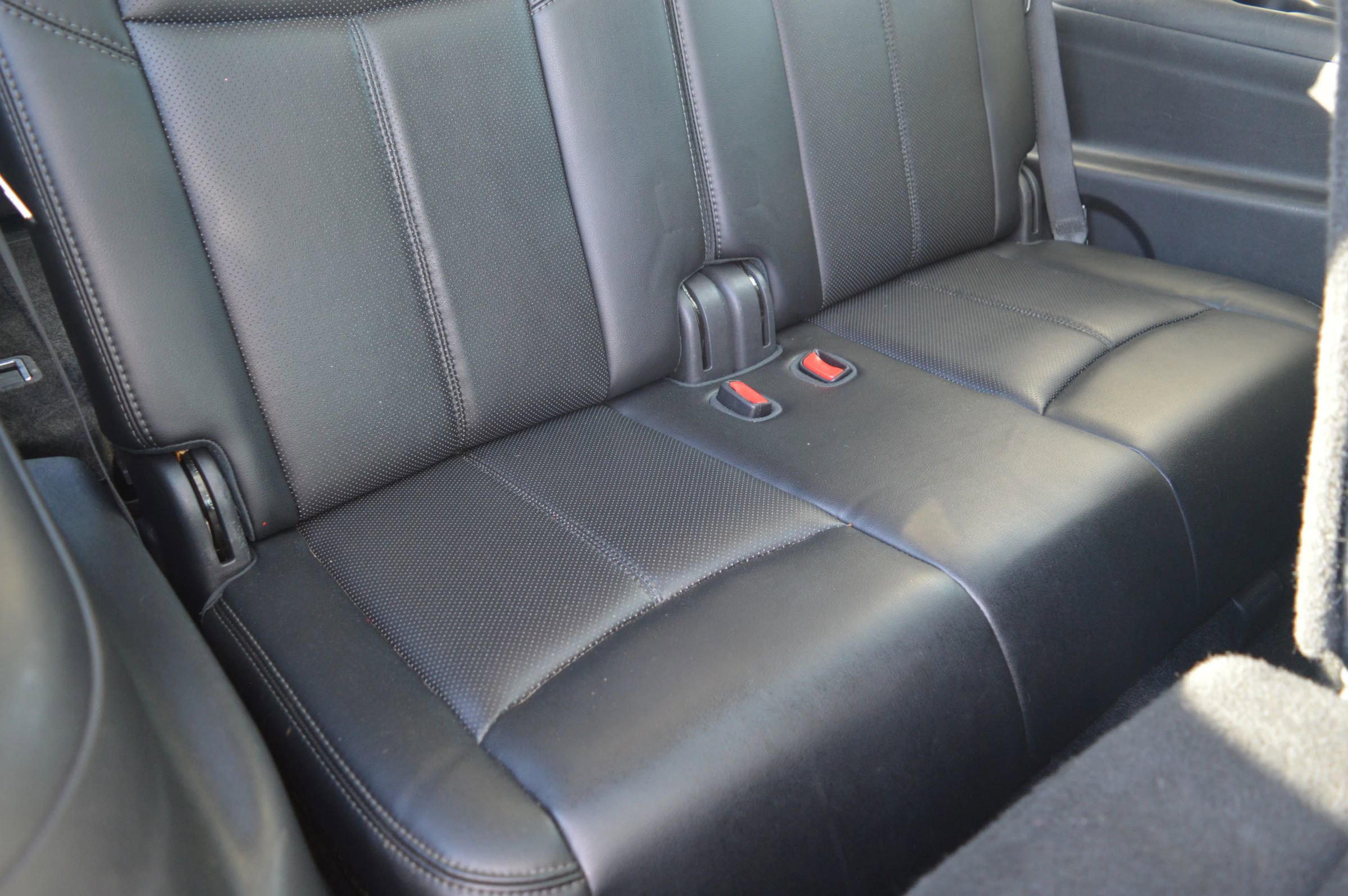Used 2015 Nissan Pathfinder Platinum AWD/4WD image 26