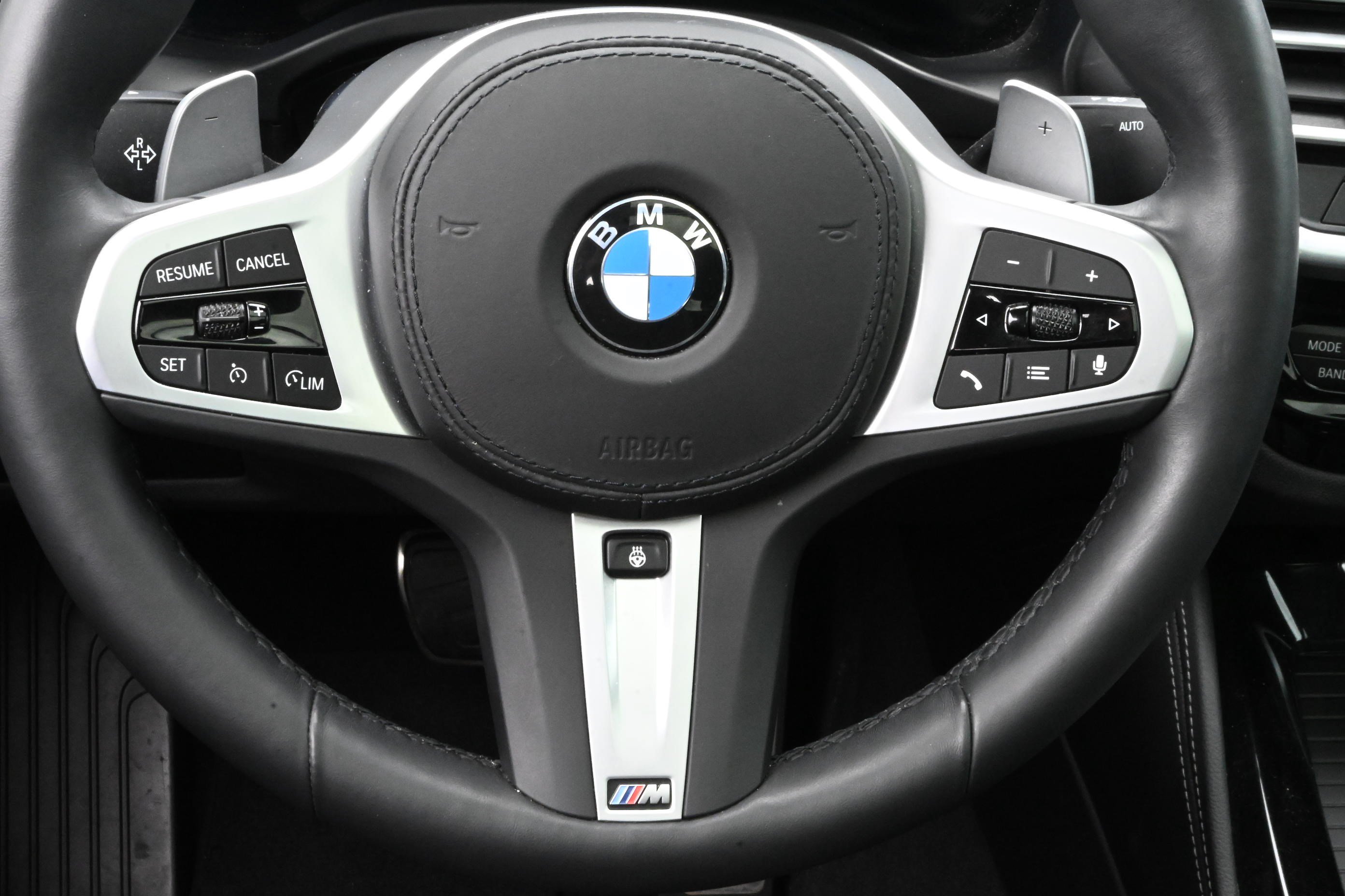 Certified 2025 BMW X4 xDrive30i w/ Premium Package AWD/4WD image 25