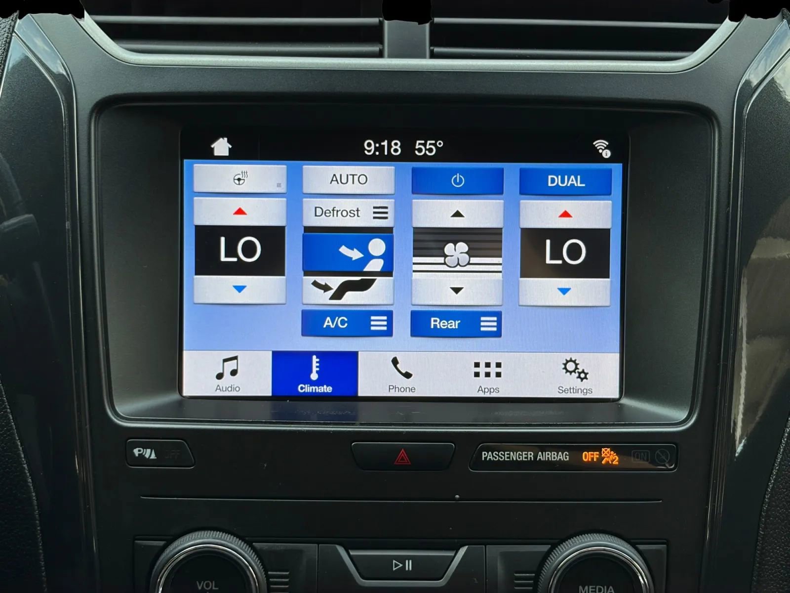 Used 2019 Ford Explorer XLT w/ Equipment Group 201A AWD/4WD image 25