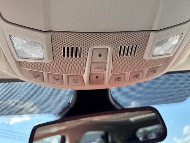 Used 2022 Ford Edge Titanium image 33