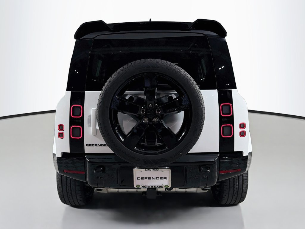 New 2026 Land Rover Defender 110 X-Dynamic SE AWD/4WD image 6