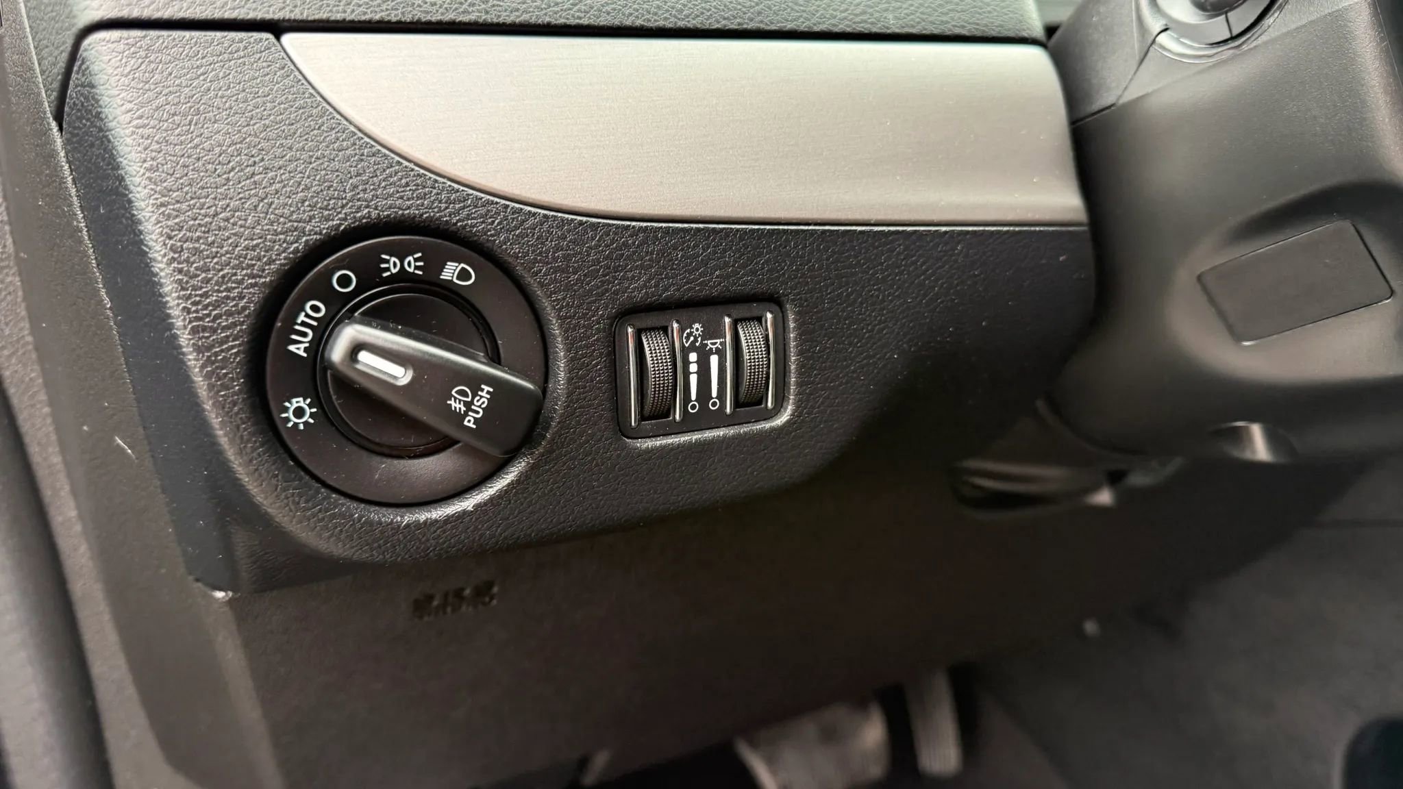 Used 2017 Dodge Grand Caravan GT image 18