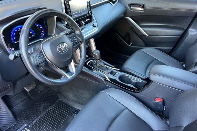 Certified 2022 Toyota Corolla Cross XLE w/ Convenience Package FWD image 11