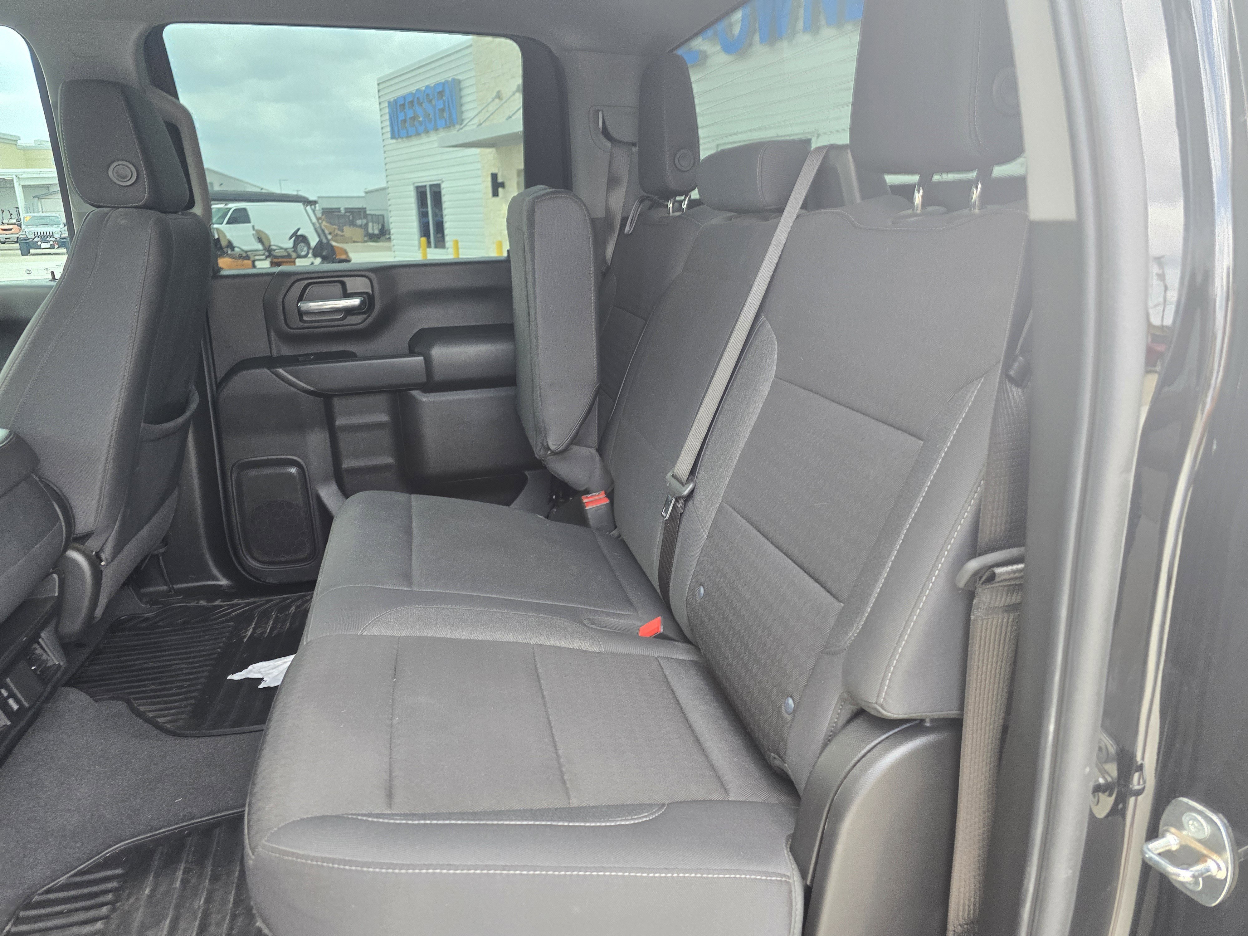 Used 2024 Chevrolet Silverado 2500 Custom w/ Custom Value Package image 10