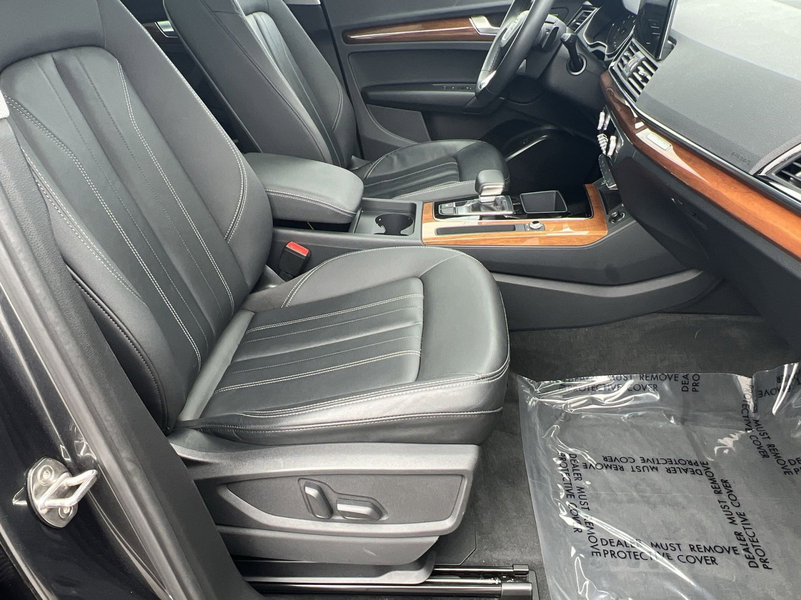 Used 2023 Audi Q5 2.0T Premium w/ Convenience Package AWD/4WD image 30