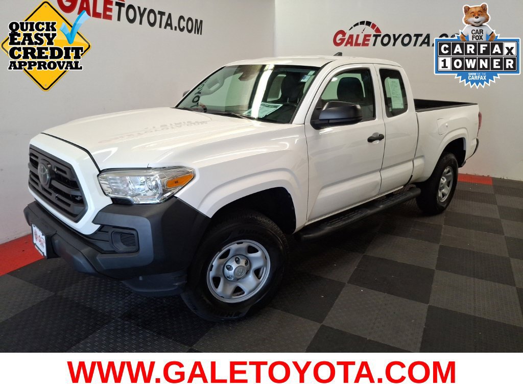Used 2018 Toyota Tacoma SR AWD/4WD image 1
