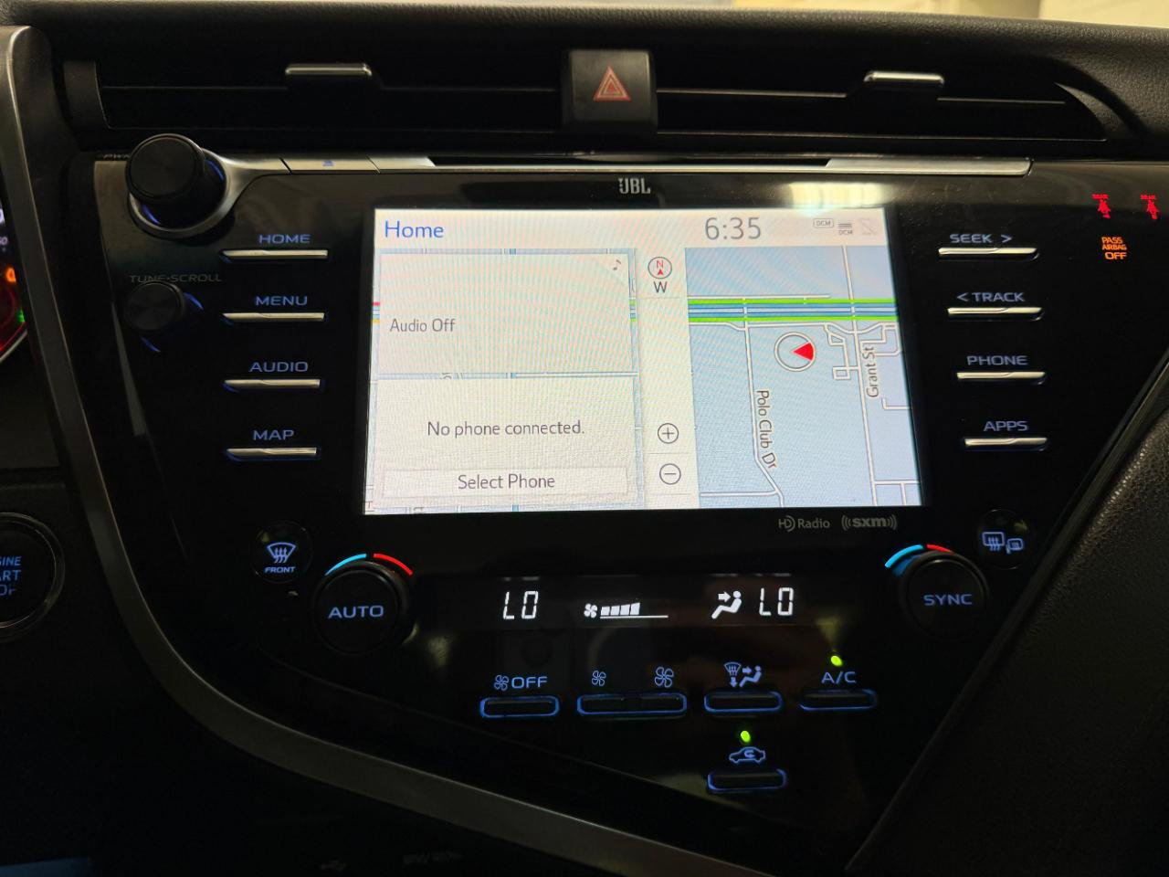 Used 2020 Toyota Camry XSE w/ Navigation Package FWD image 38