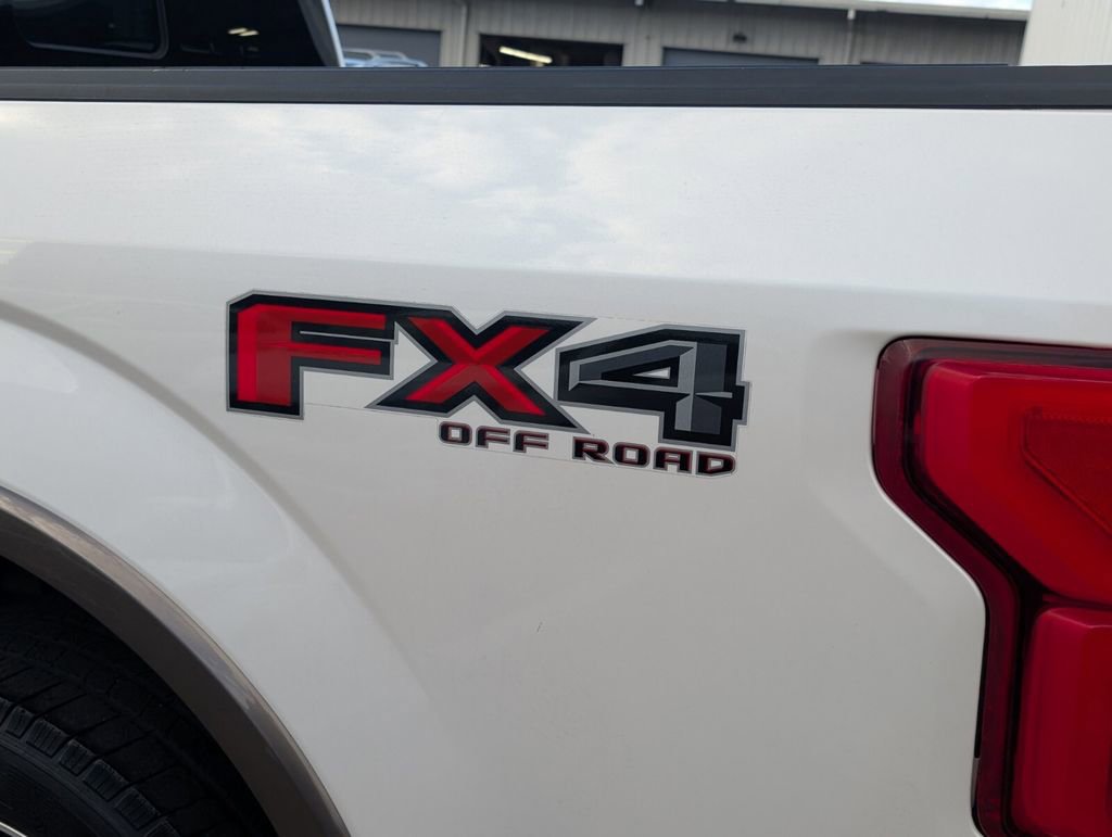 Used 2019 Ford F150 King Ranch w/ Equipment Group 601A Luxury AWD/4WD image 18