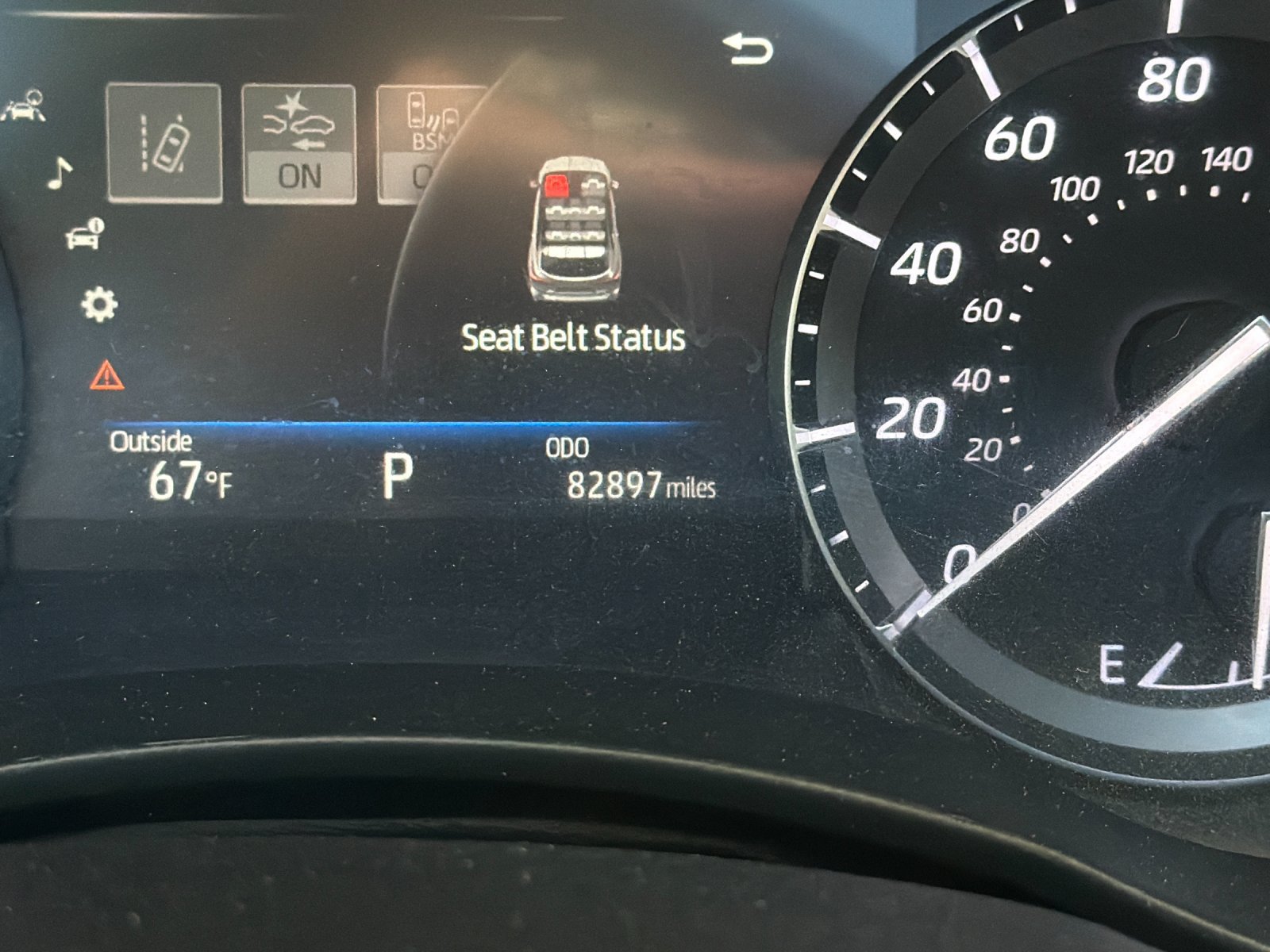 Used 2020 Toyota Highlander XLE FWD image 28