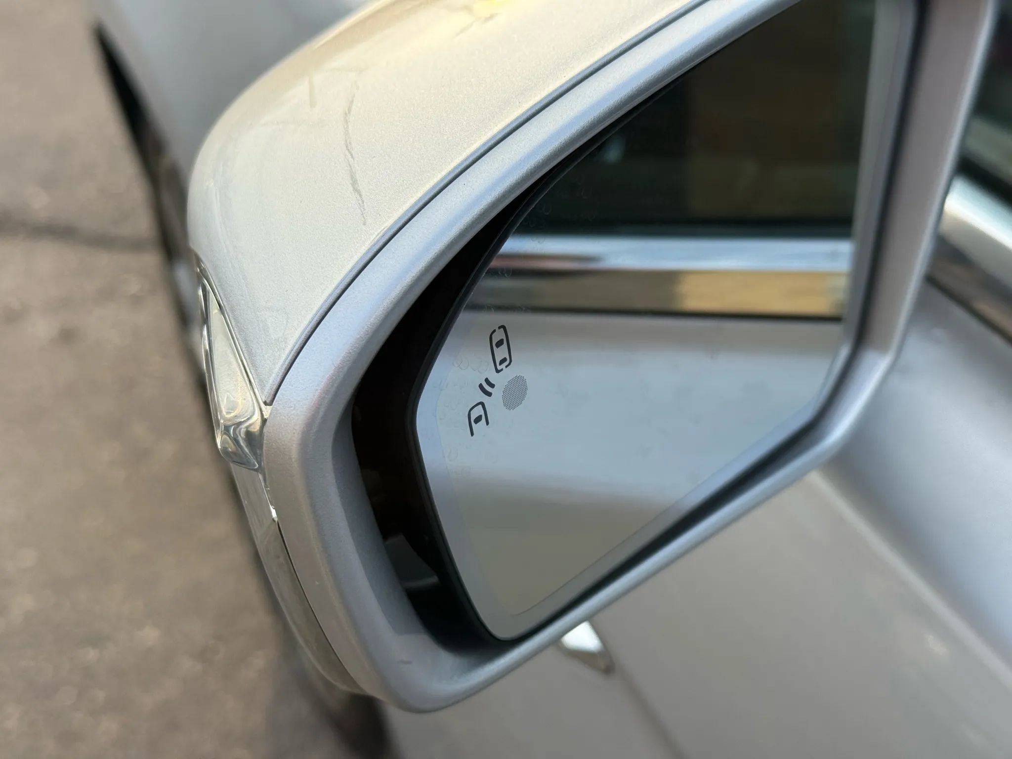 Used 2017 Lincoln Continental Select w/ Climate Package image 13