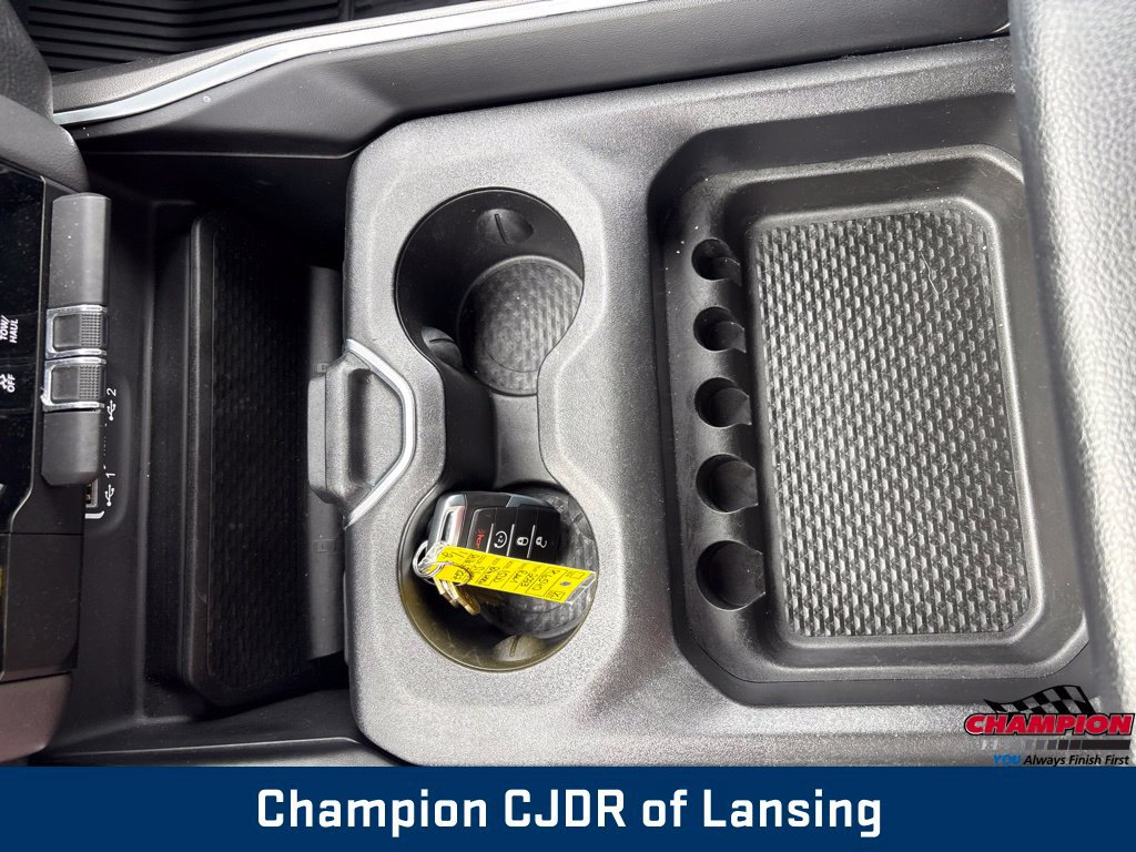 Used 2023 RAM 1500 Big Horn AWD/4WD image 34