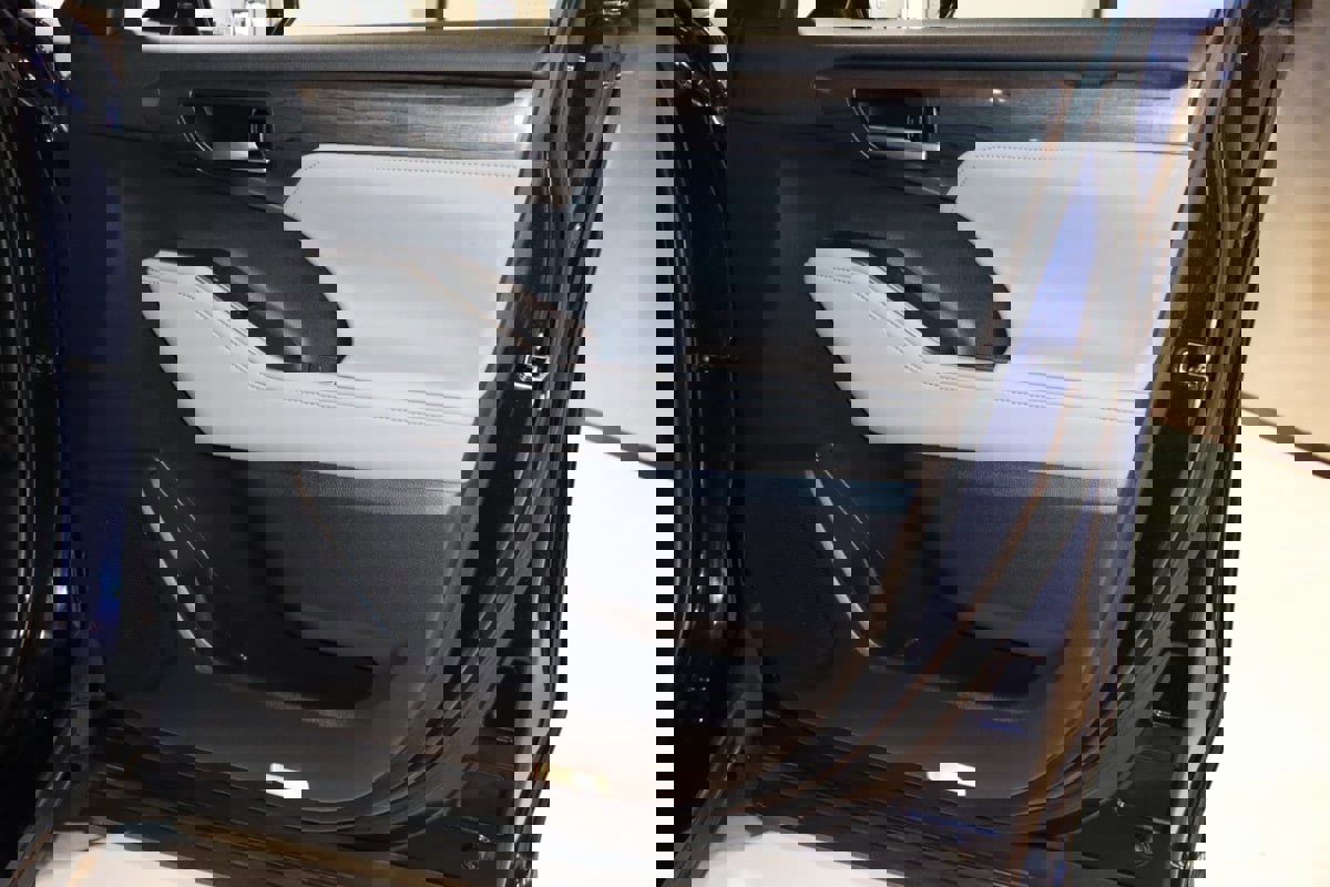 Used 2021 Toyota Highlander Platinum image 58