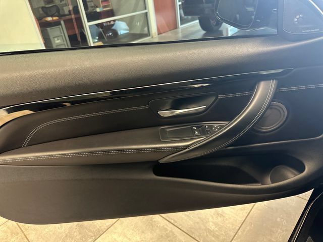 Used 2016 BMW M4 Coupe RWD image 18
