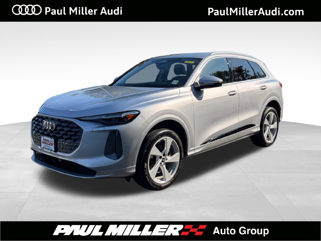 Used 2025 Audi Q5 Premium Plus w/ Premium Plus