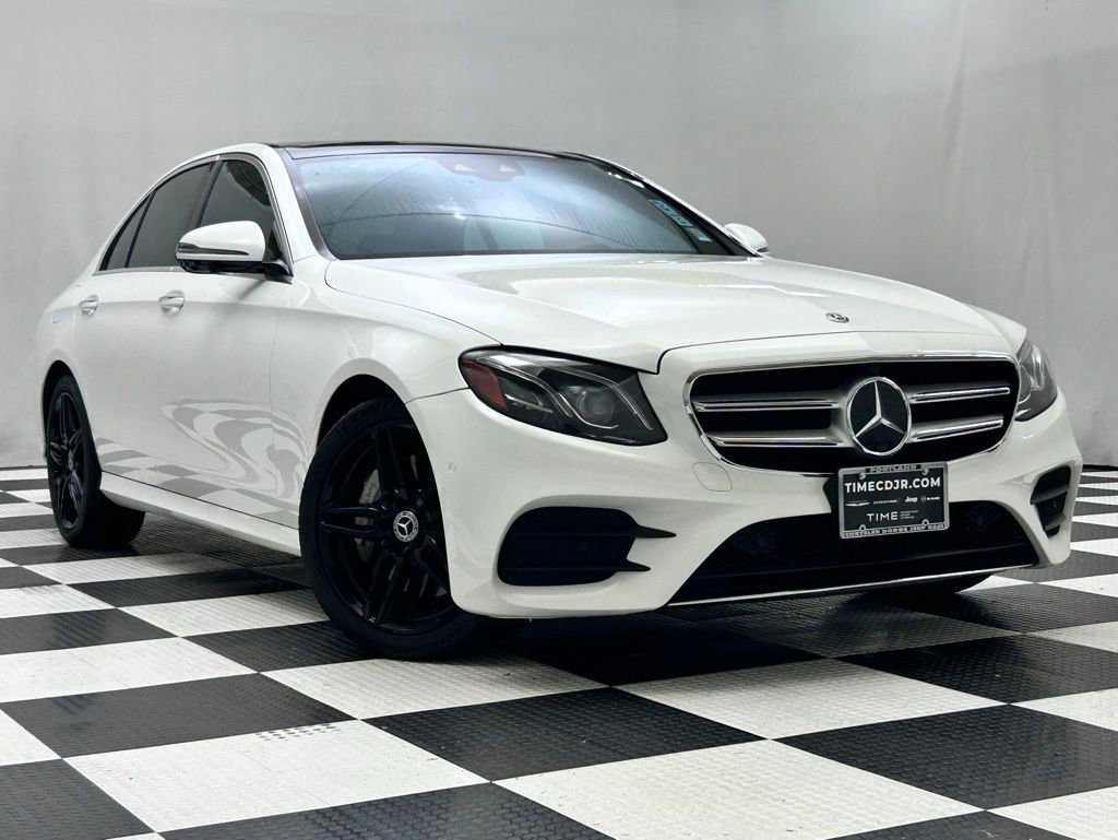 Used 2018 Mercedes-Benz E 300 4MATIC image 2
