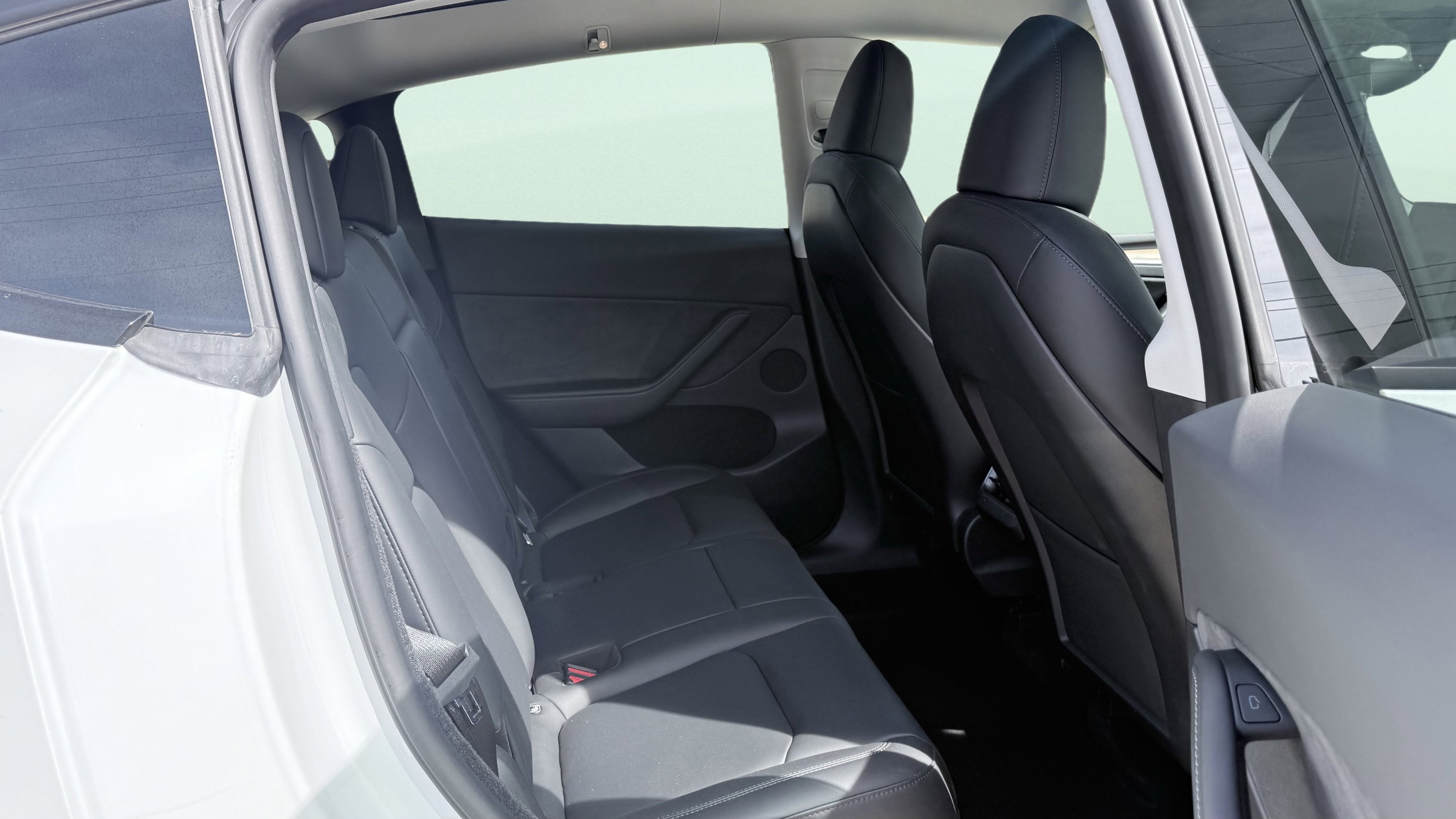 Used 2023 Tesla Model Y Long Range image 35