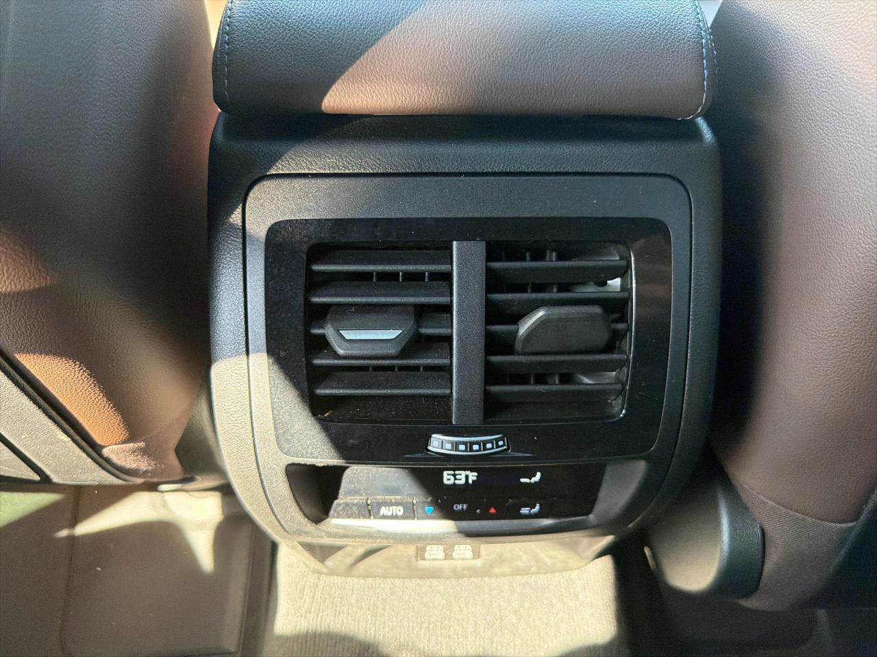 Used 2023 BMW X4 M40i image 22