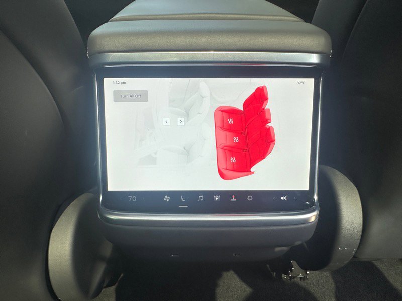 Used 2023 Tesla Model S image 33