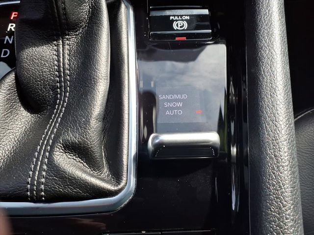 Certified 2023 Jeep Compass Limited image 24