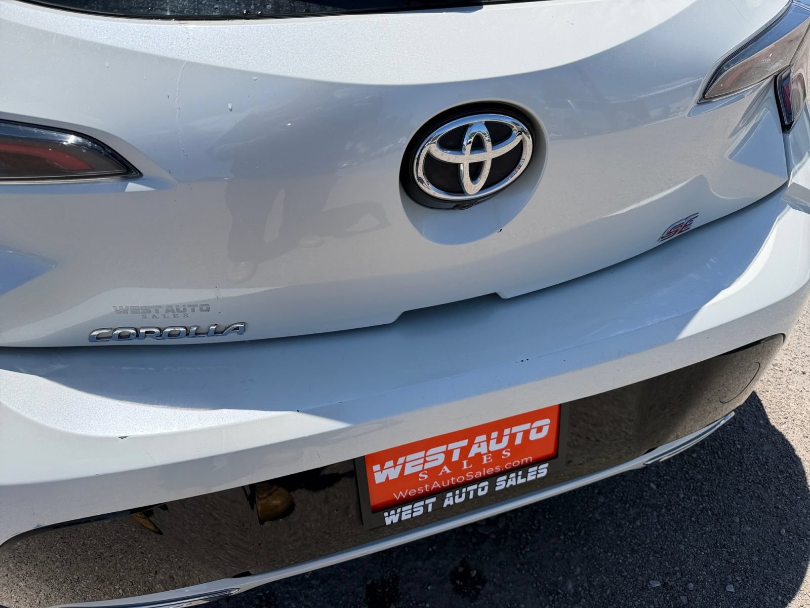 Used 2019 Toyota Corolla SE w/ SE Option Package FWD image 27