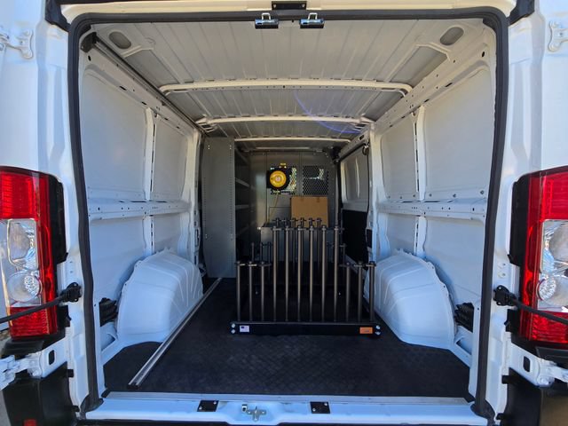 Used 2025 RAM ProMaster 2500 FWD image 20