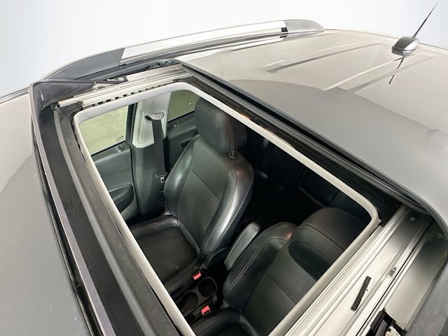 Used 2018 Chevrolet Trax LT w/ Sun & Sound Package image 21