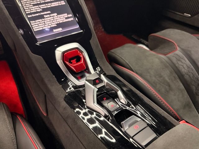 Used 2024 Lamborghini Huracan Sterrato AWD/4WD image 29