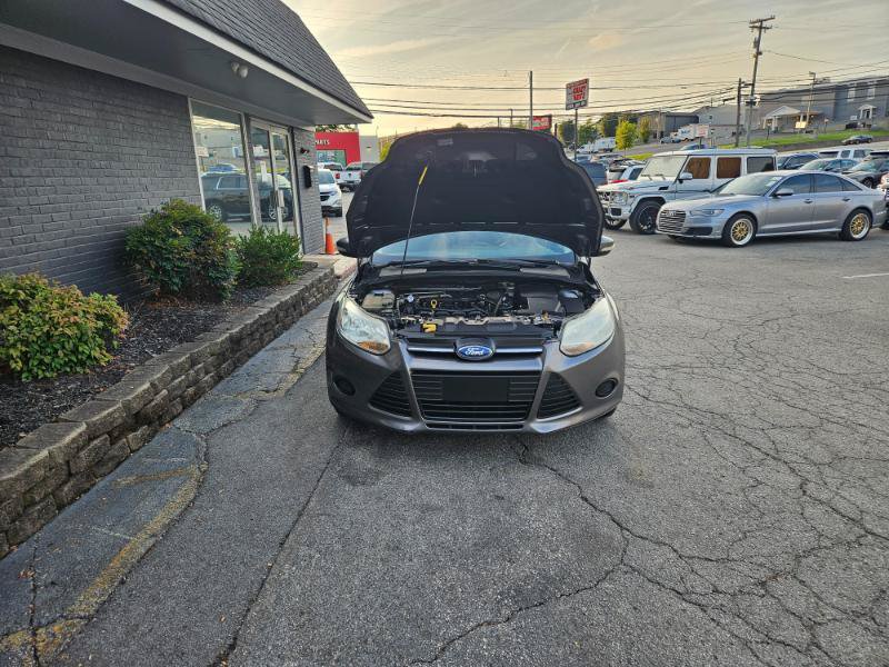 Used 2013 Ford Focus SE FWD image 14