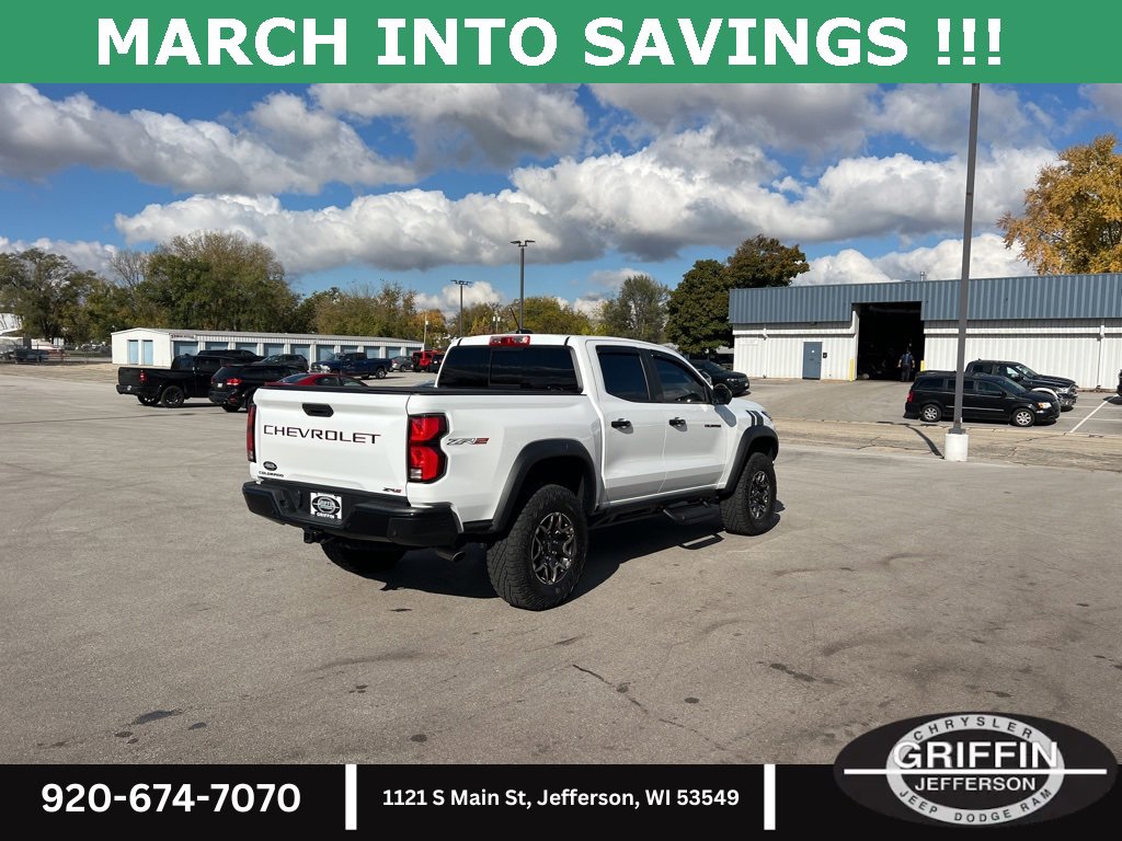 Used 2023 Chevrolet Colorado ZR2 w/ ZR2 Convenience Package III image 11
