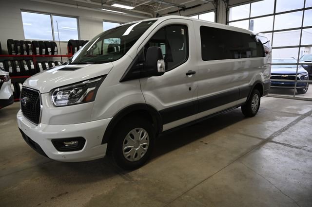 Used 2023 Ford Transit 350 XLT image 8